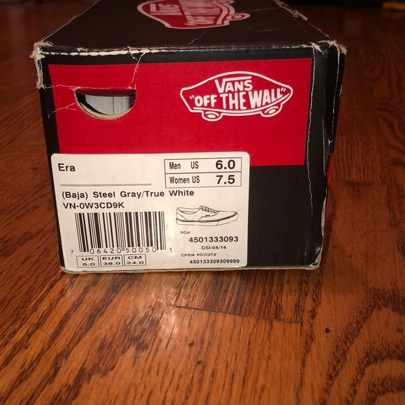 Vans sneakers- women’s - Picture 1 of 5